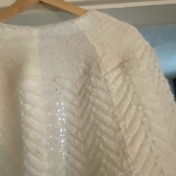 *VINTAGE* handmade knitted caplet - Picture 8 of 9